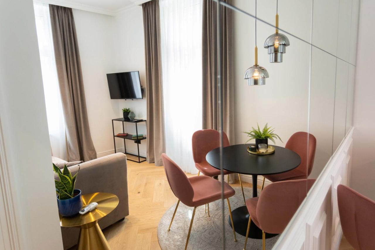 Pierrot & Pierrette Gajeva 6 Apartment Zagreb Exterior photo
